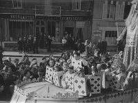 CARNAVAL 1957   "Char du jeu de cartes"